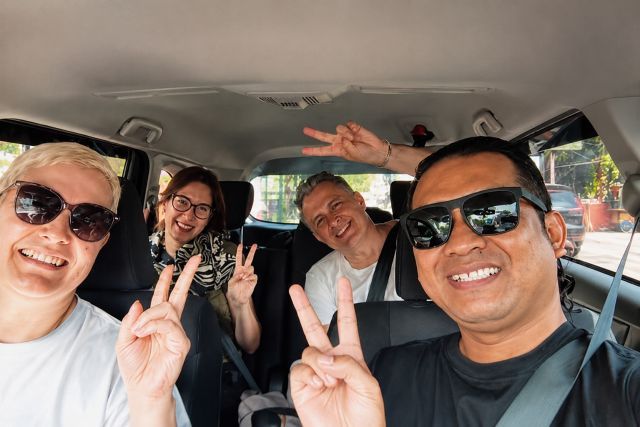 hire a car with driver in jakarta, car rental with driver in jakarta, private car charter with driver in jakarta, rent a car in jakarta with driver, jakarta driver, chauffeur jakarta, jakarta tour driver, private driver in jakarta, jakarta local driver, english speaking driver in jakarta, rent a car with driver in jakarta airport, jakarta airport car rental, super driver in jakarta
